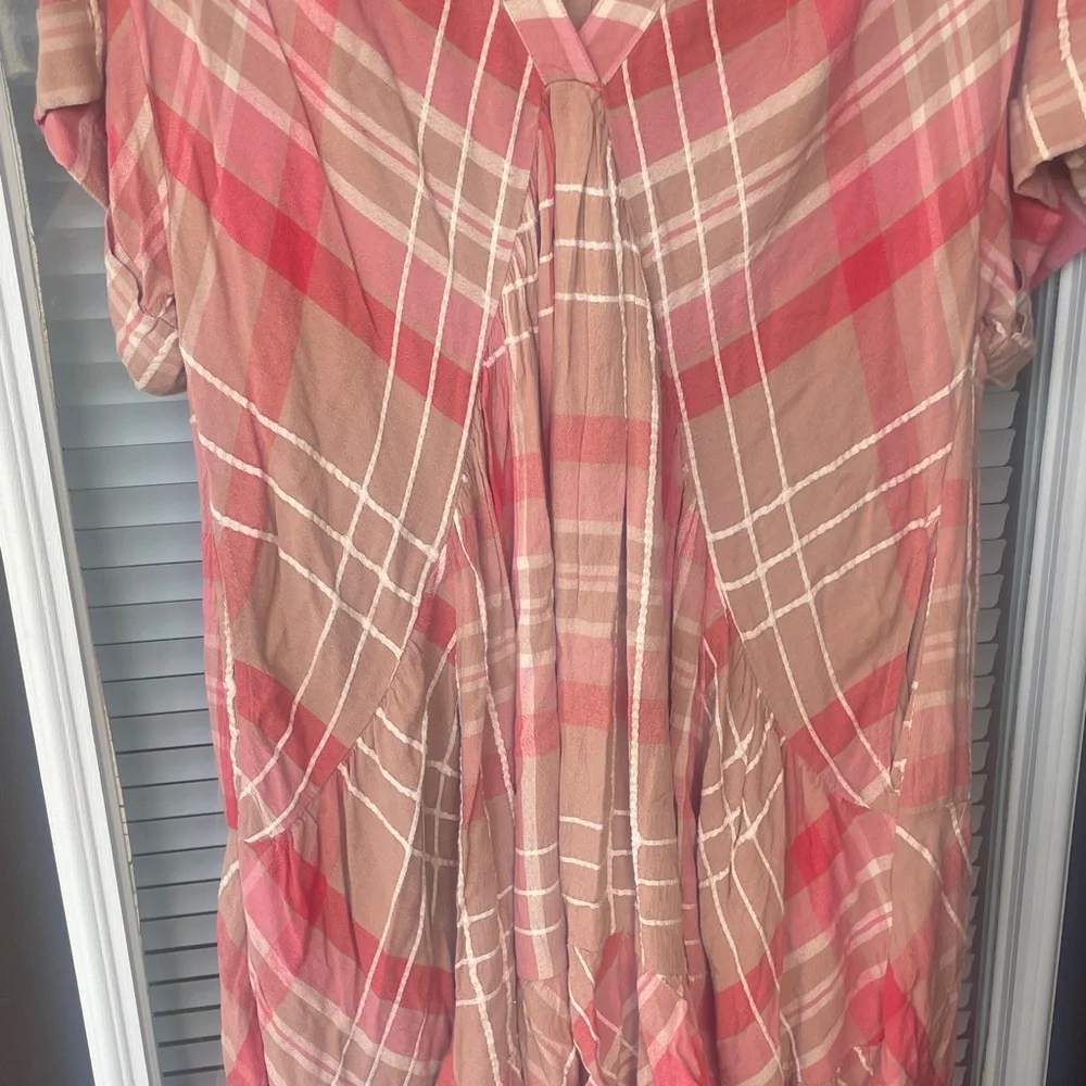 Free People Pink and tan Plaid V-Neck dress-M